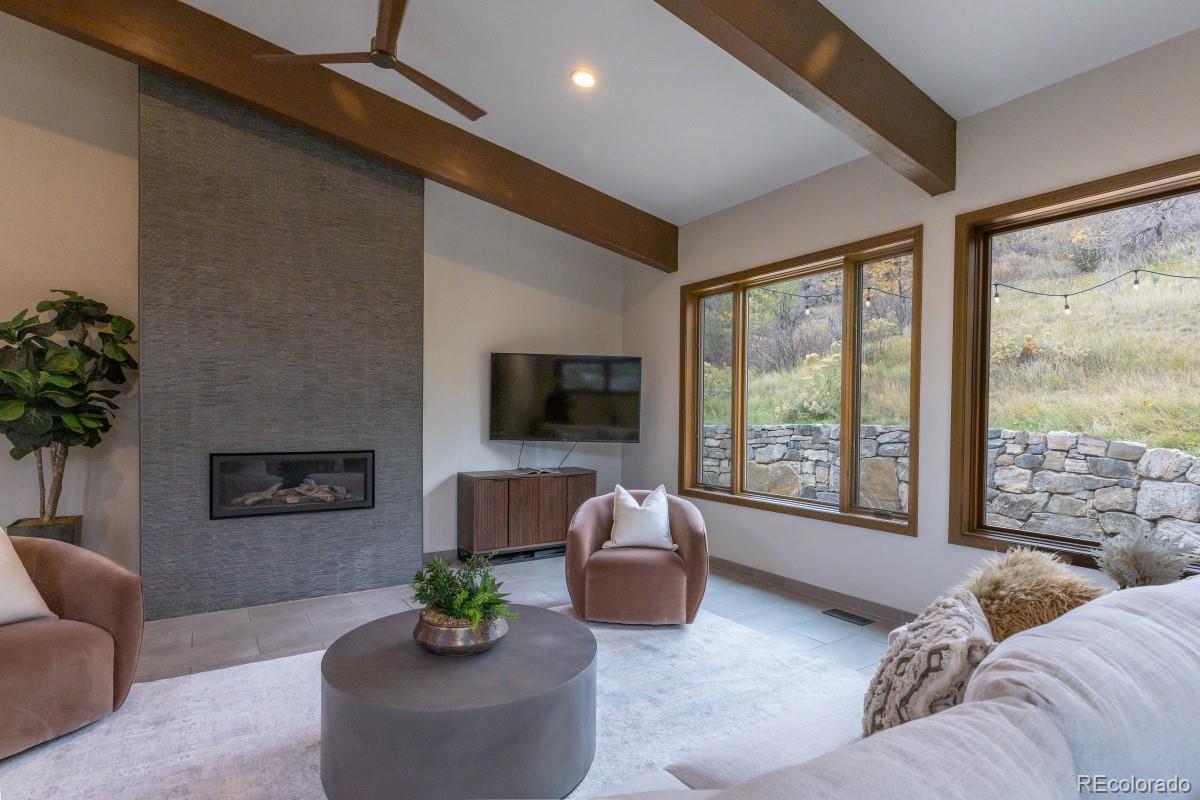 15050 Foothill Road