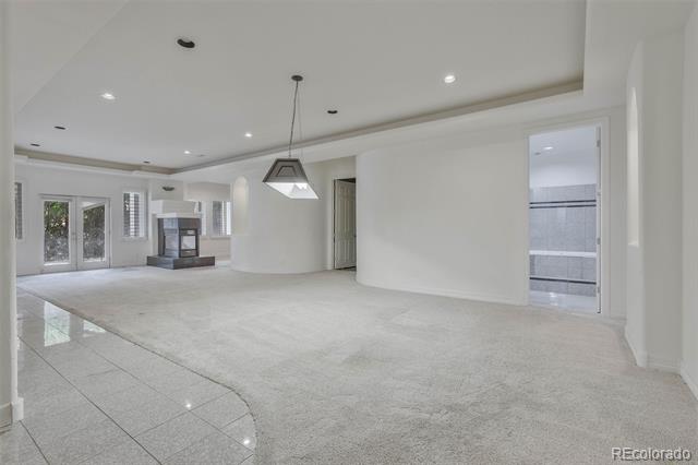 7018 S Netherland Way