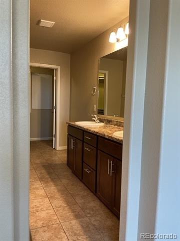 8127 Mockorange Heights