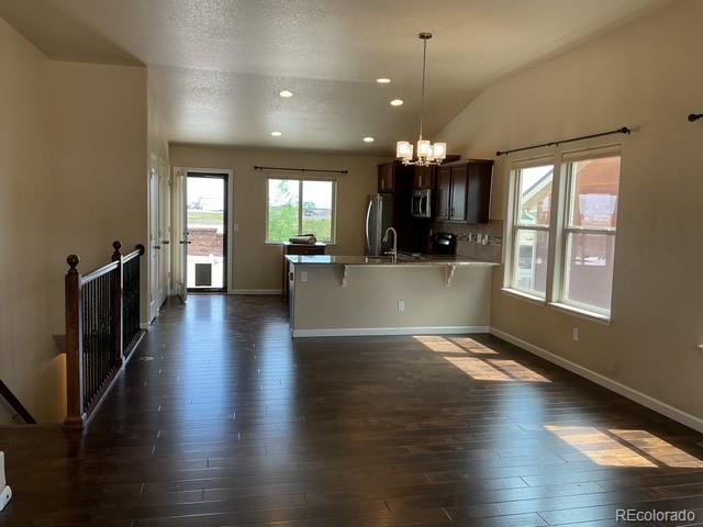 8127 Mockorange Heights