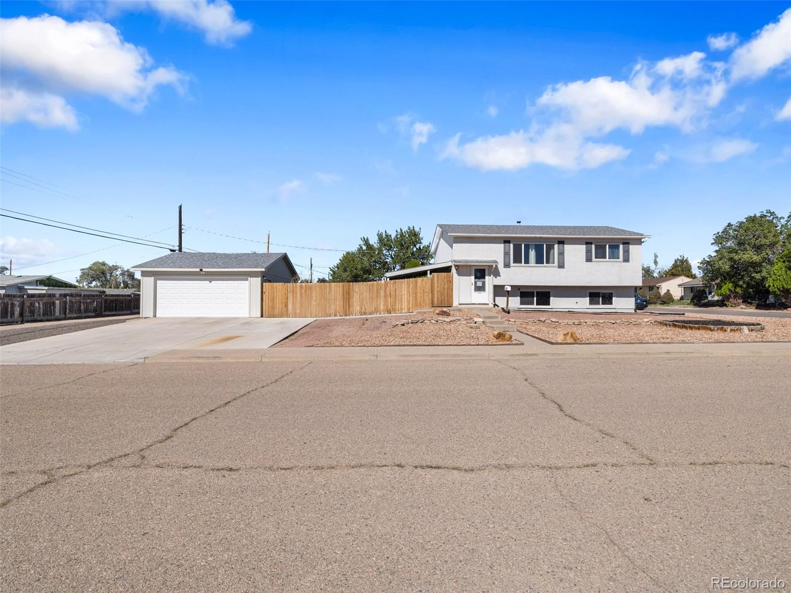 2303 Cheyenne Avenue