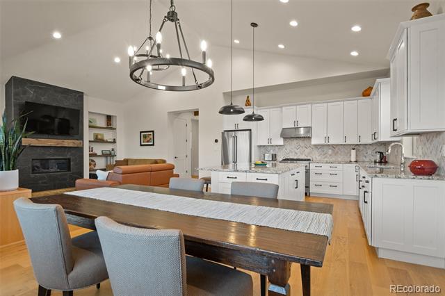 2287 Rock Valley Road