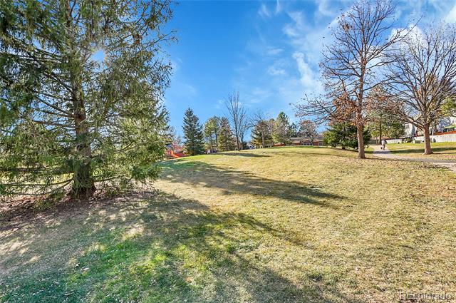 6338 Oak Court Unit: 3
