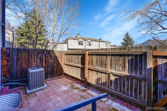 6338 Oak Court Unit: 3