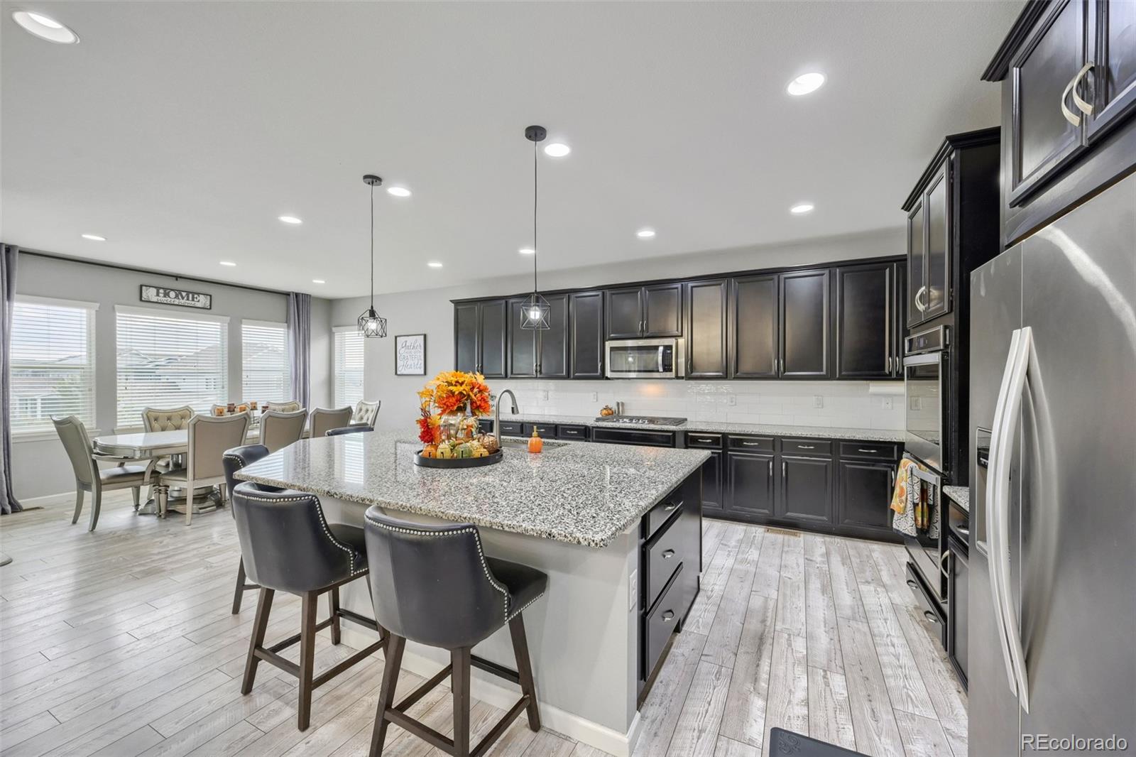 18471 W 93rd Place