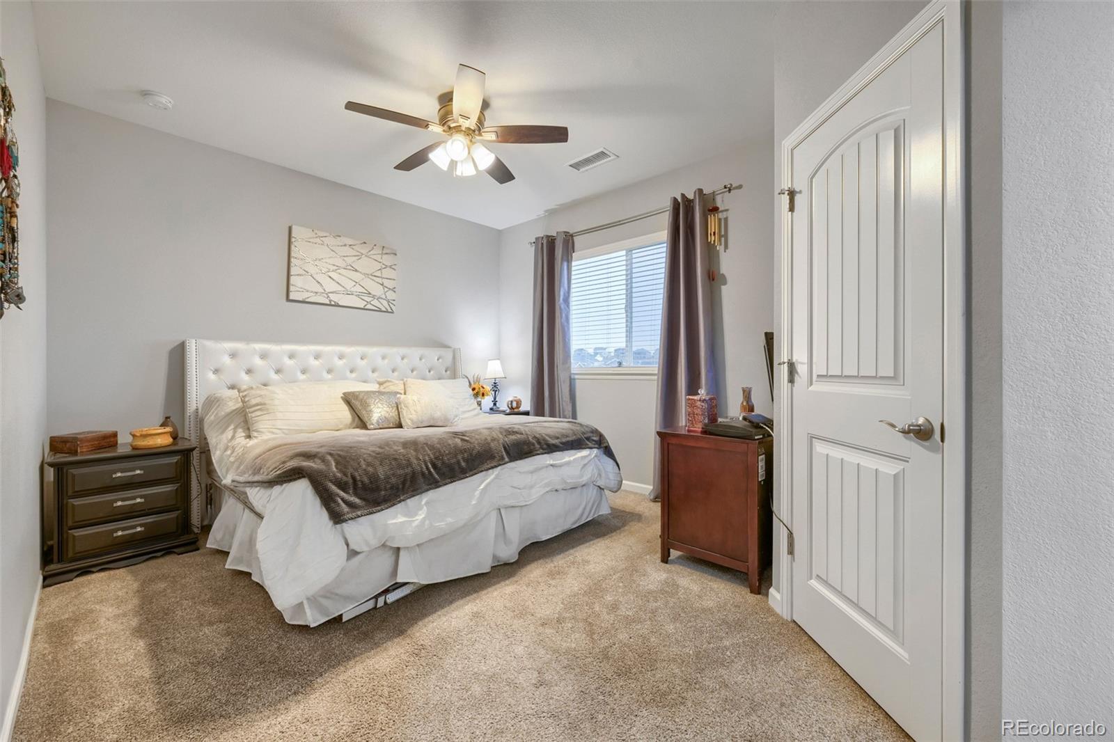 18471 W 93rd Place