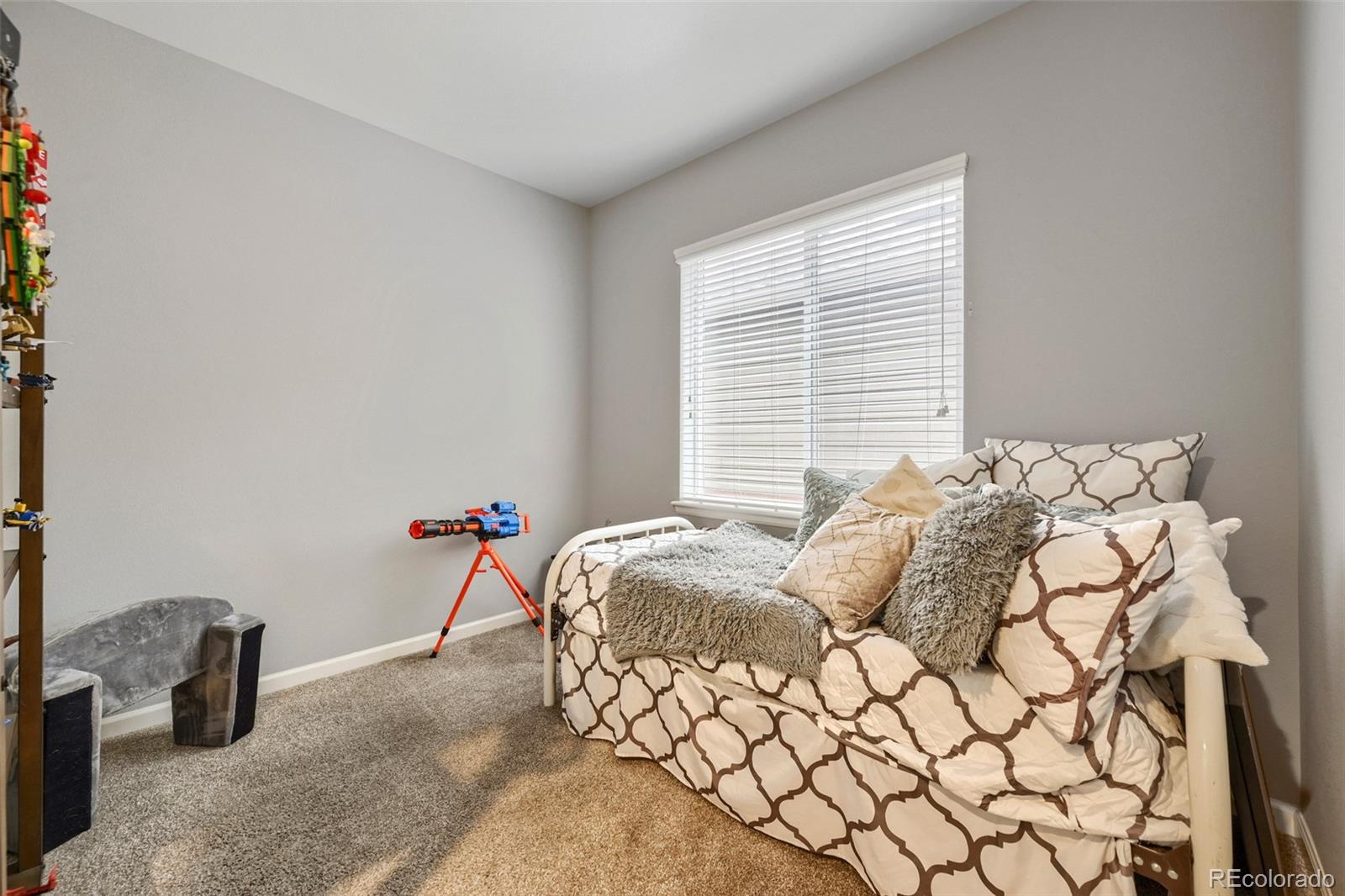 18471 W 93rd Place