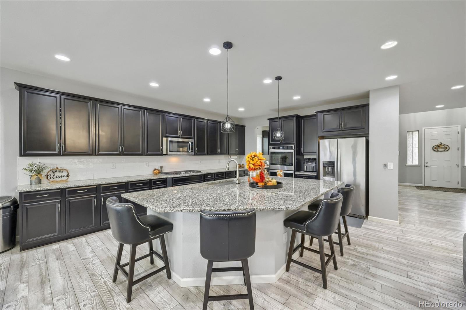 18471 W 93rd Place