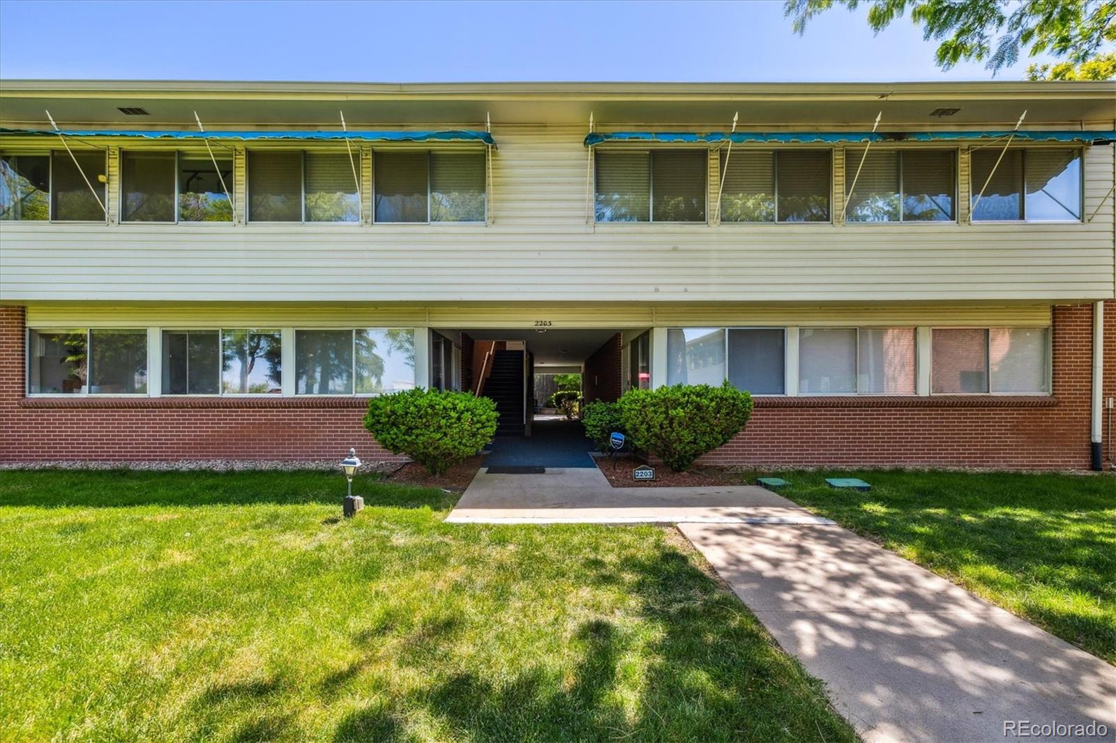 2203 S Holly Street Unit: 6