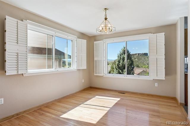 1387 Fox Canyon Lane