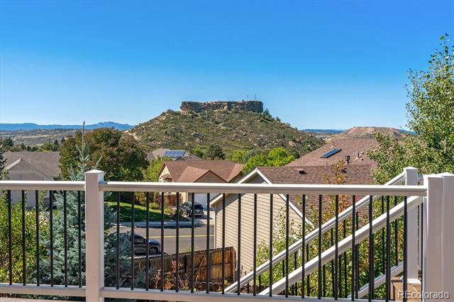 1387 Fox Canyon Lane