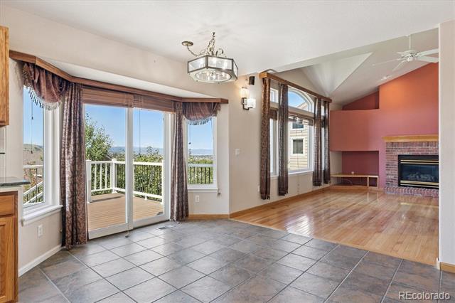 1387 Fox Canyon Lane