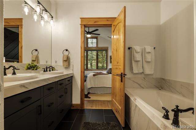 31276 Stone Canyon Road Unit: 76-205