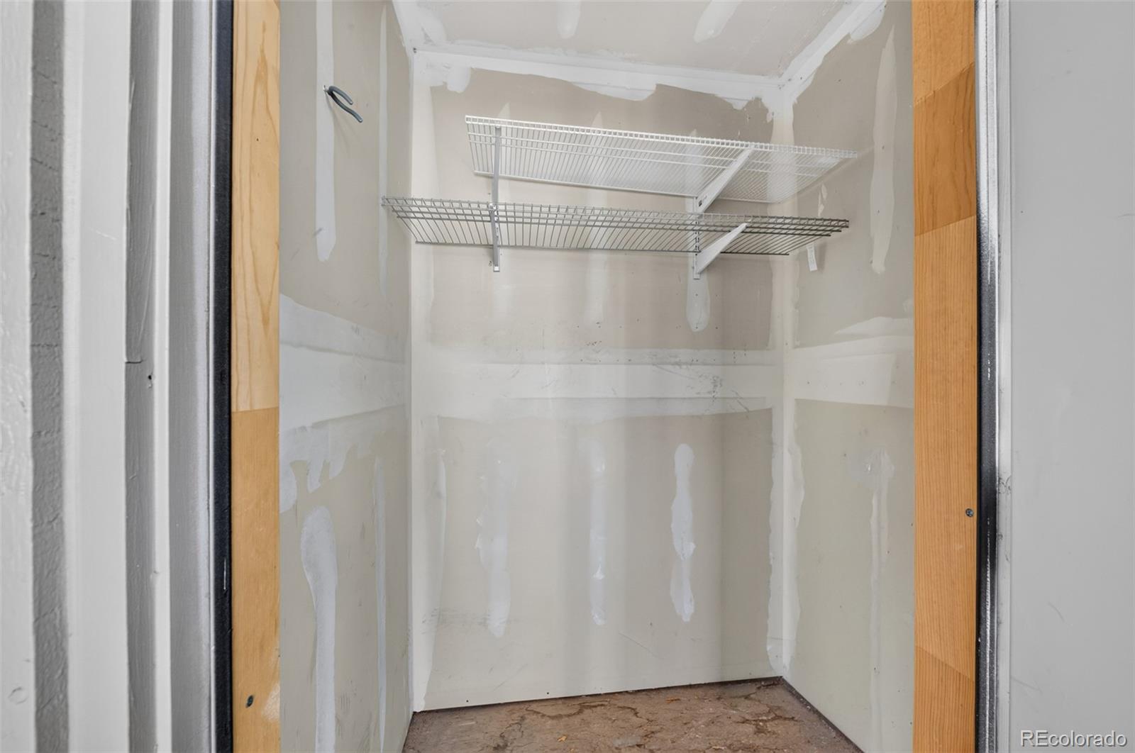 5706 W Asbury Place Unit: 108