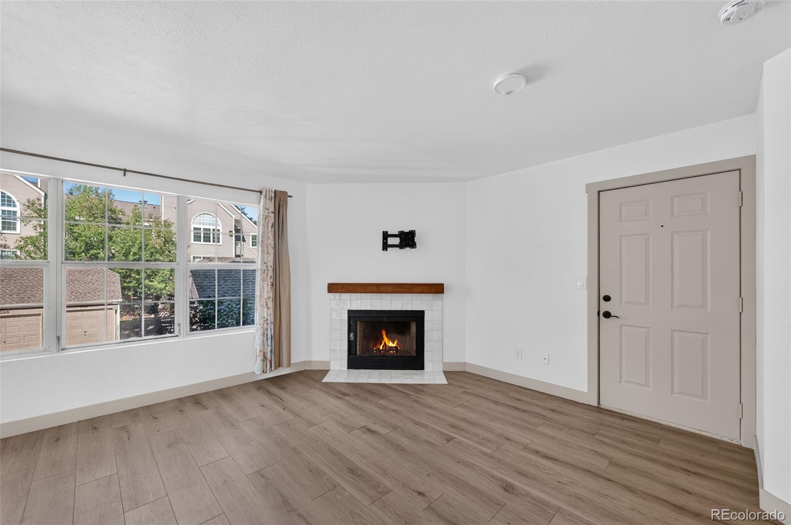 5706 W Asbury Place Unit: 108