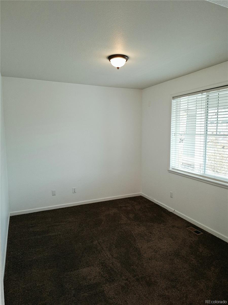 15957 E 118th Place