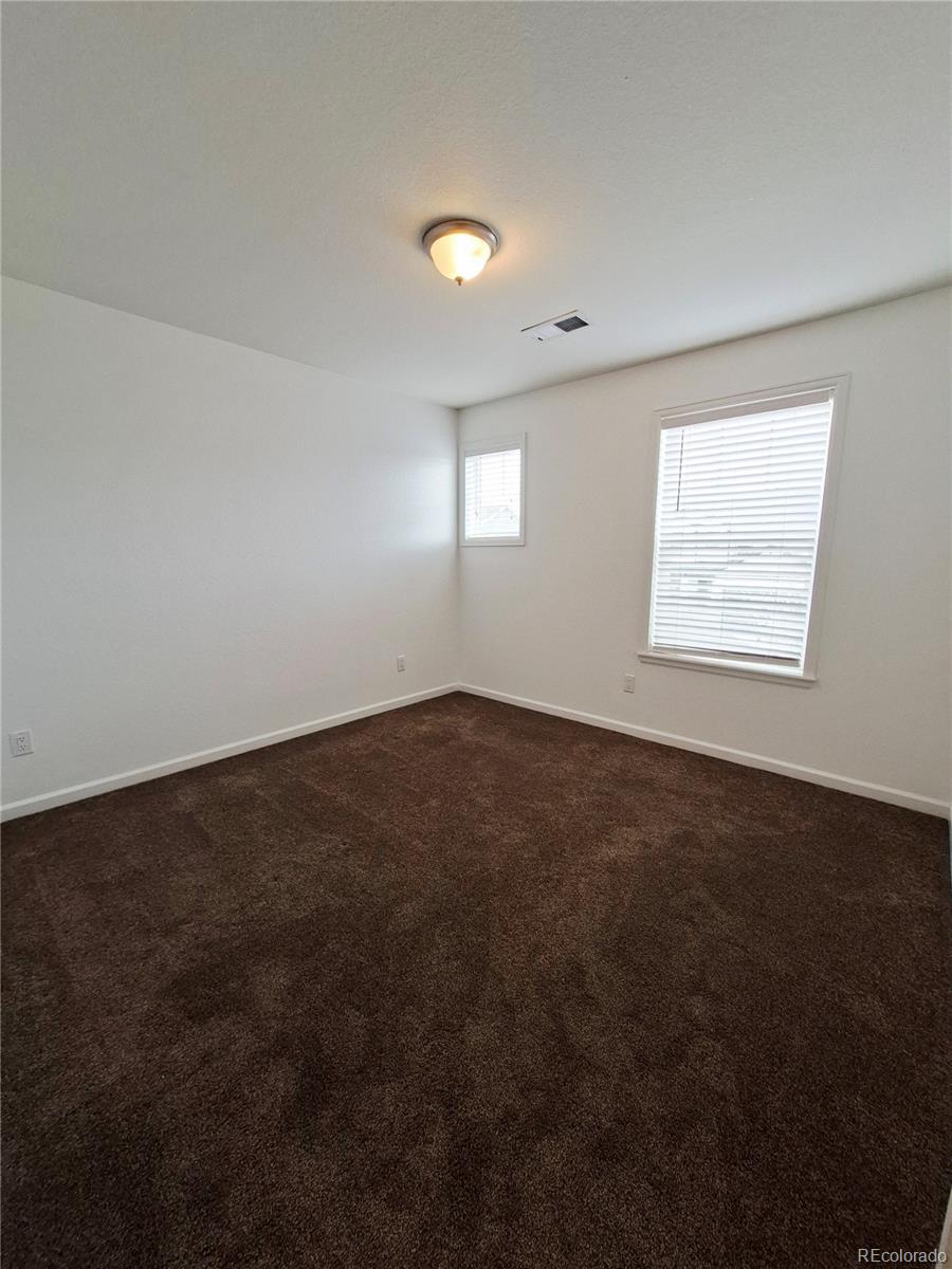 15957 E 118th Place