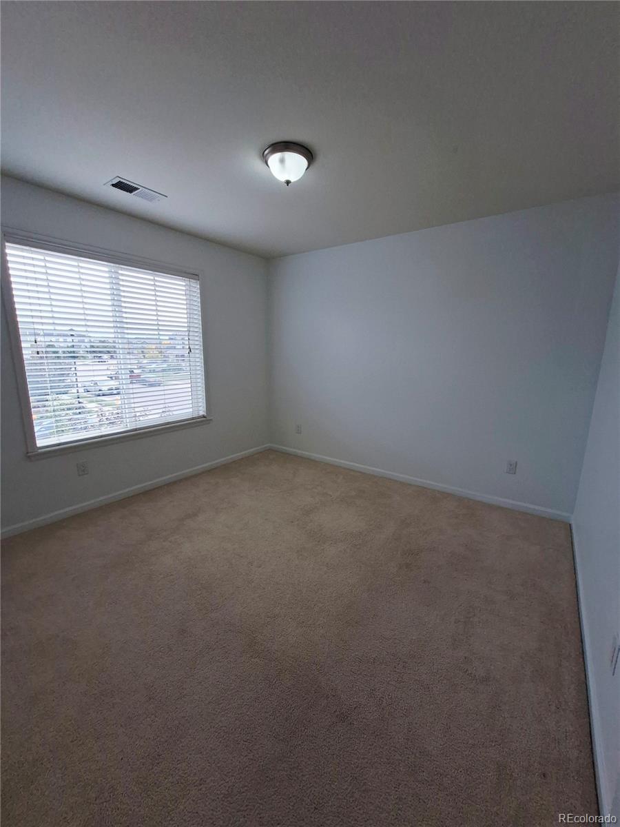 15957 E 118th Place