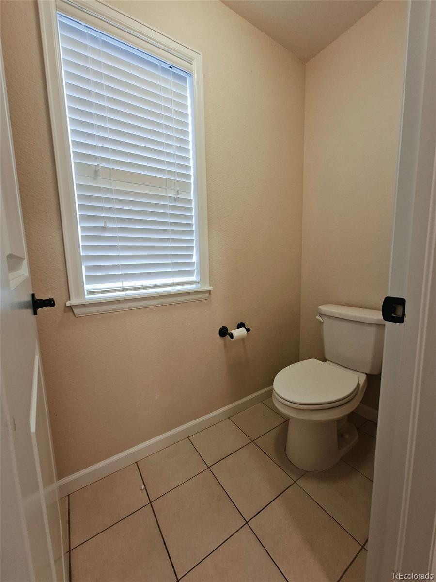 15957 E 118th Place