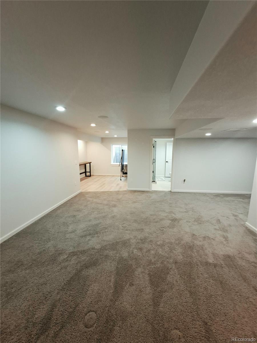 15957 E 118th Place