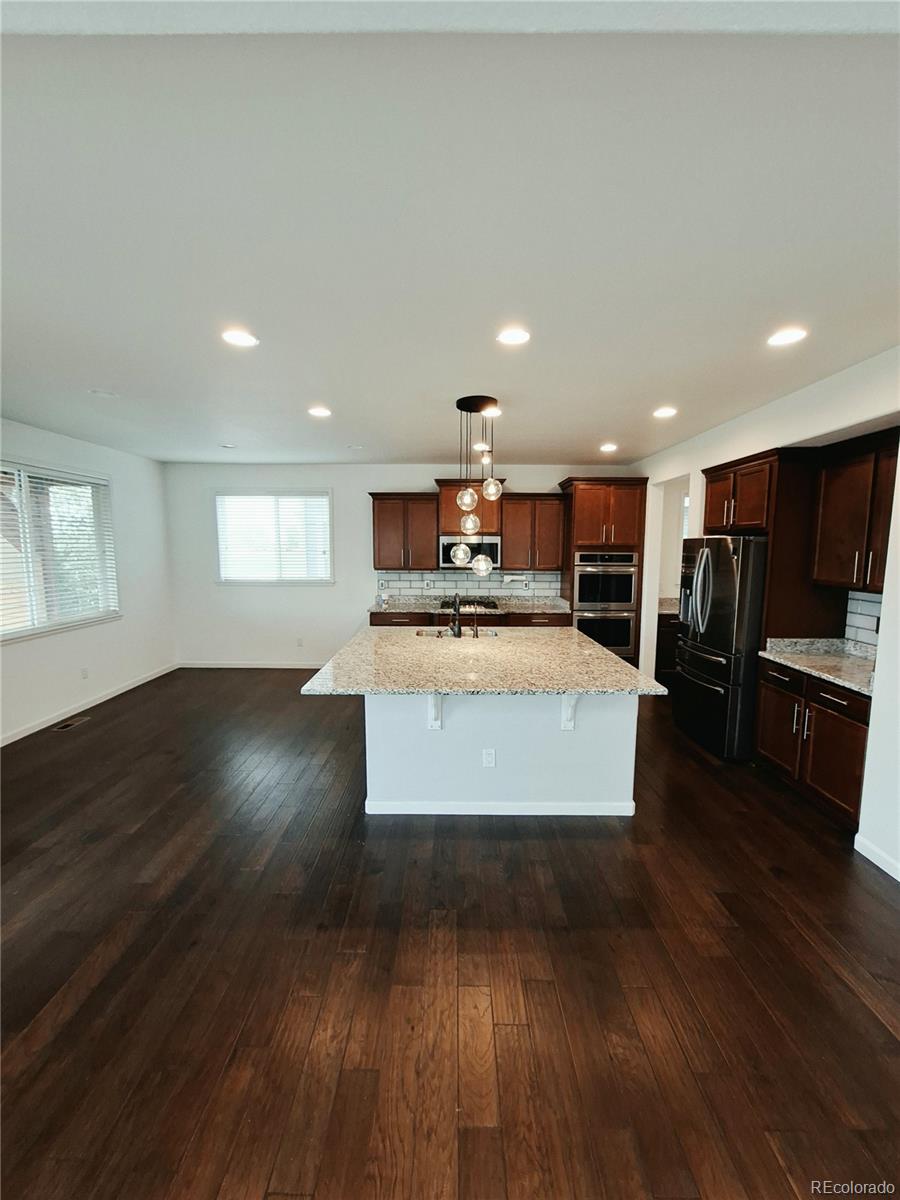 15957 E 118th Place