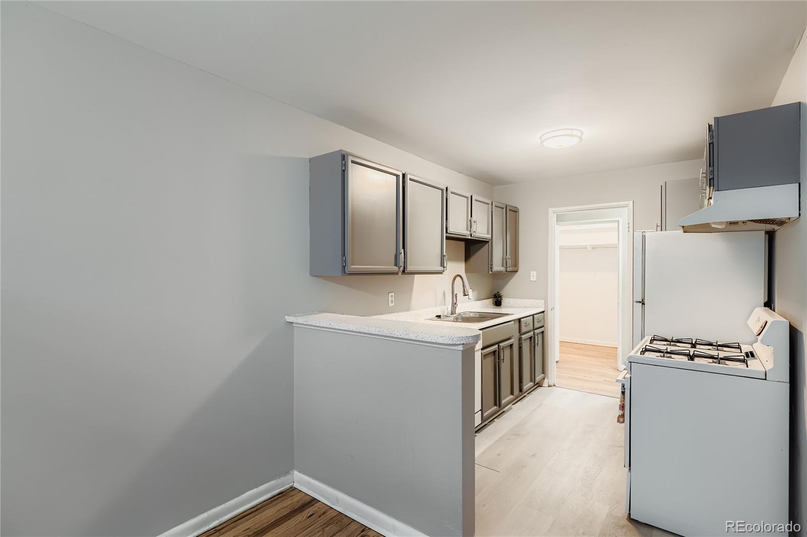 1375 N Williams Street Unit: 105