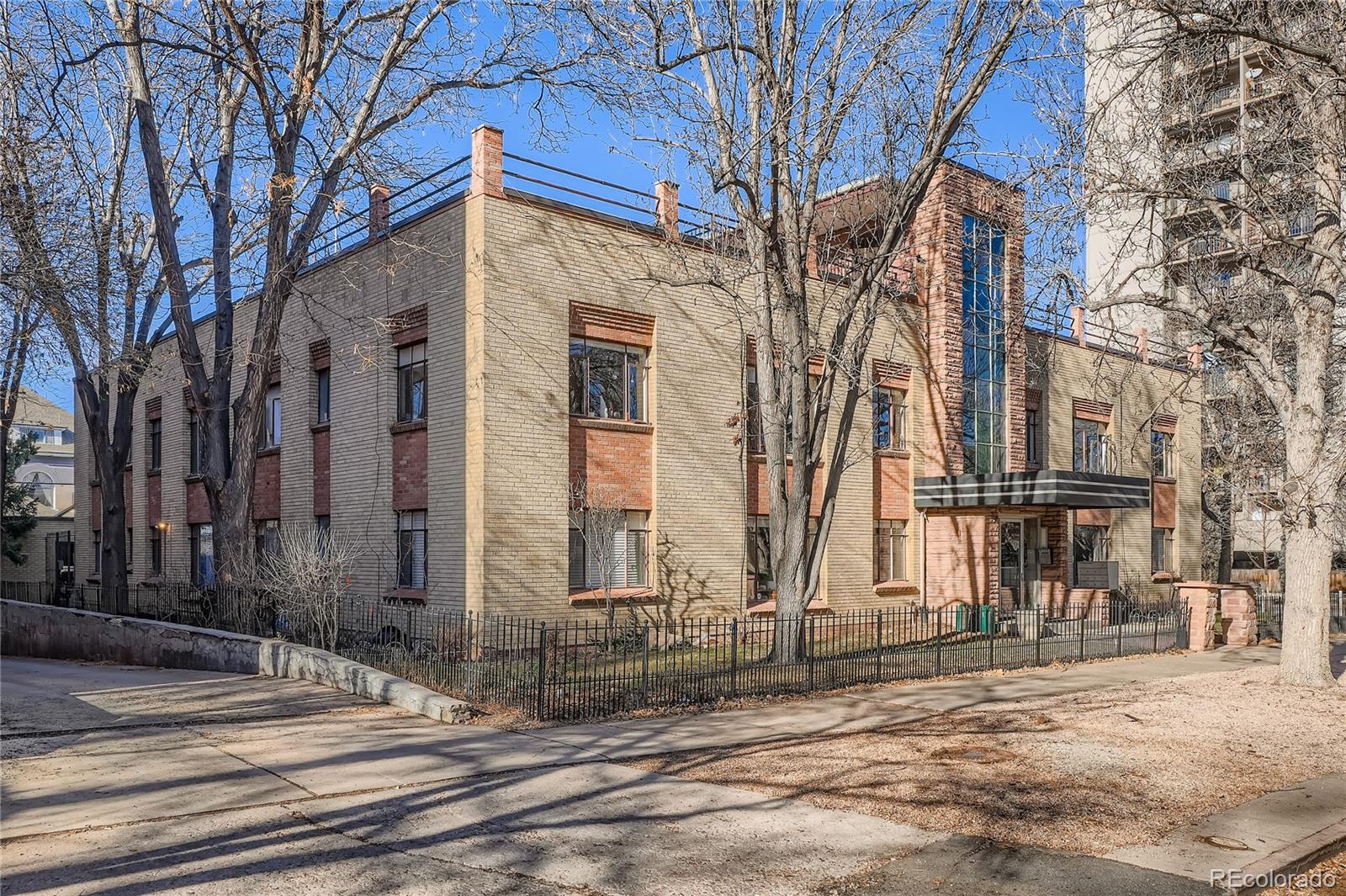 1375 N Williams Street Unit: 105