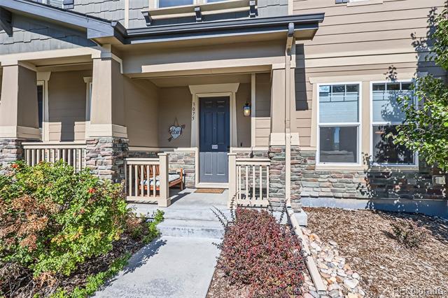 3075 Distant Rock Avenue
