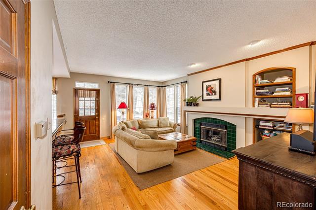 2105 Weatherstone Circle