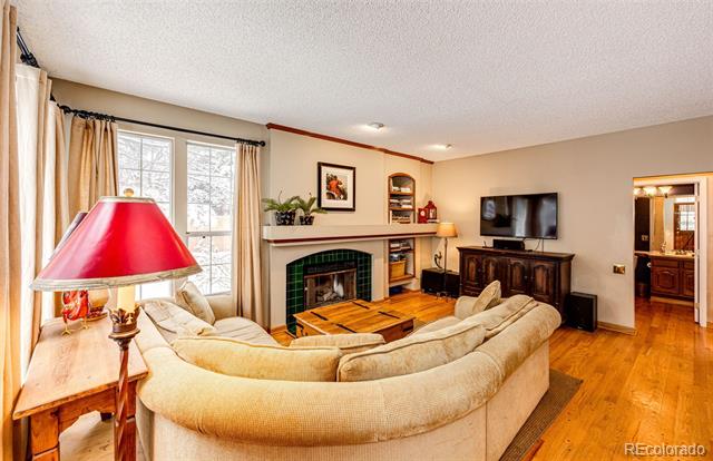 2105 Weatherstone Circle