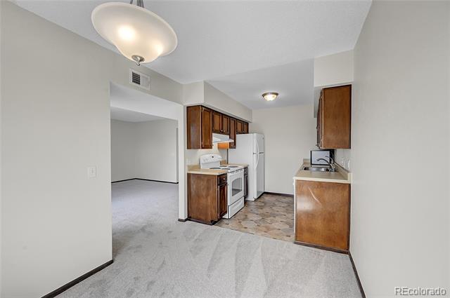 7665 E Eastman Avenue Unit: 308C
