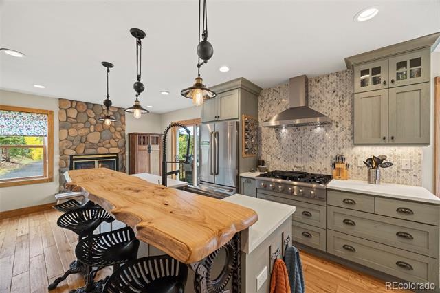 156 Shady Hollow