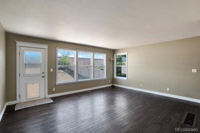 10712 Dayton Way