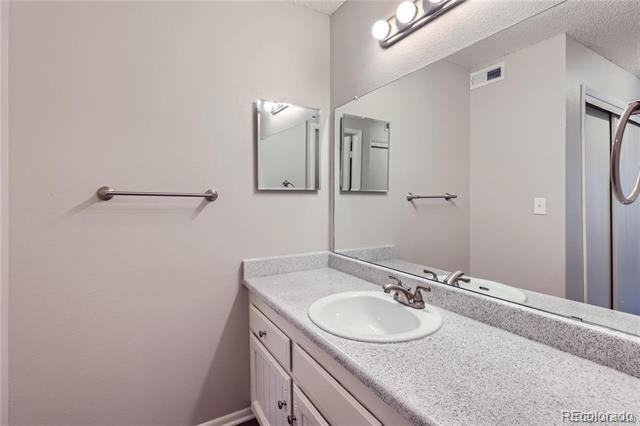 14218 E 1st Drive Unit: B06