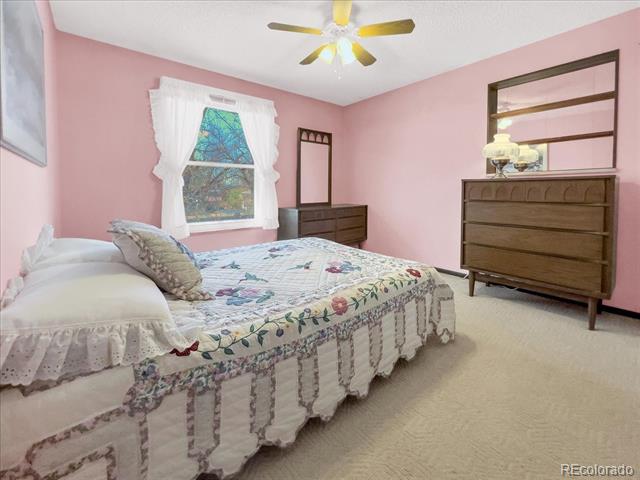 1941 E 119th Place