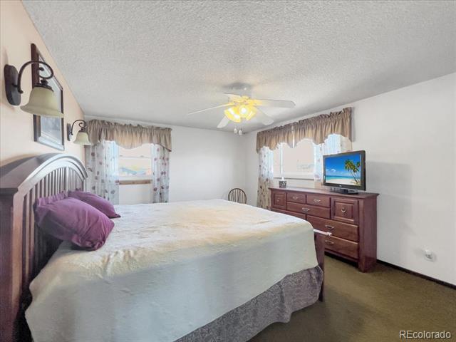 1941 E 119th Place