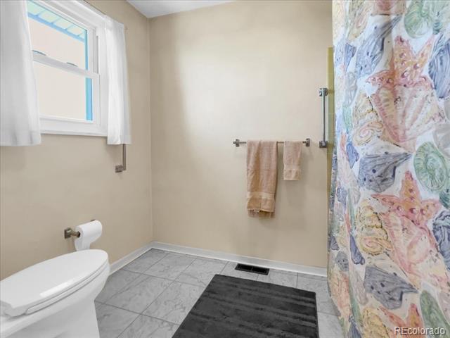 1941 E 119th Place