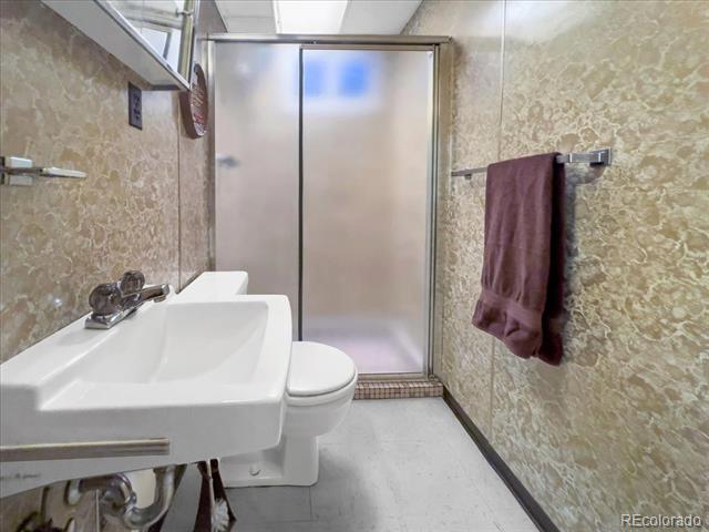 1941 E 119th Place