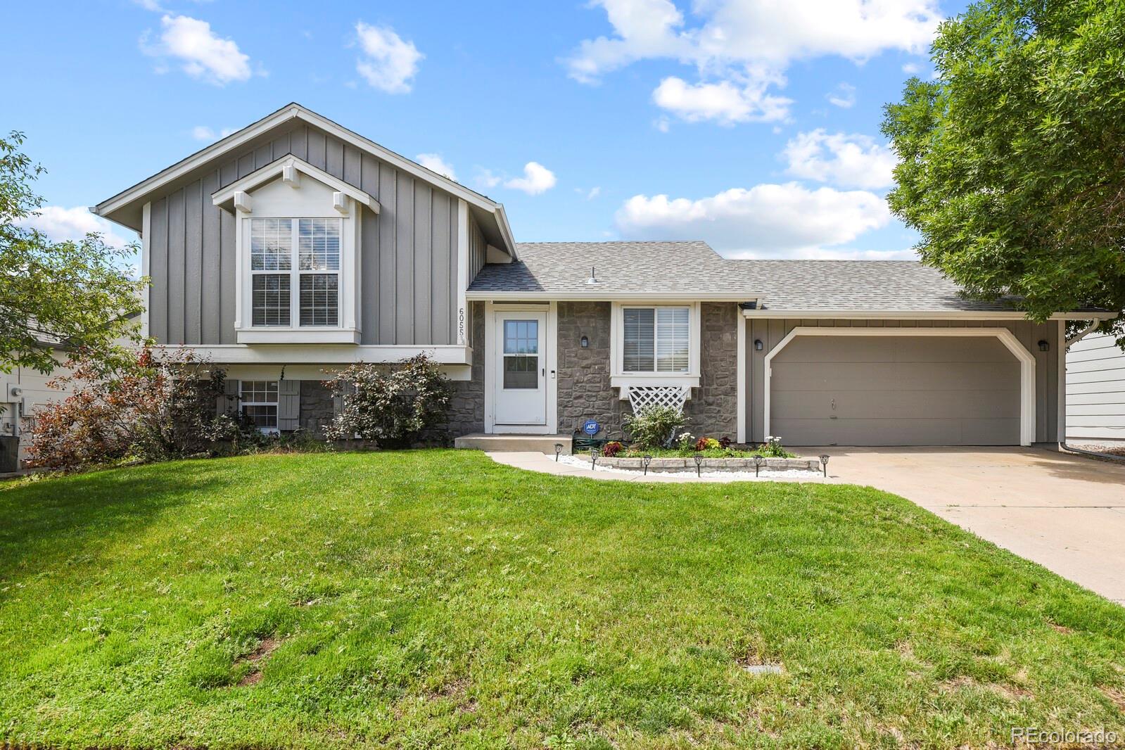 6055 S Netherland Circle