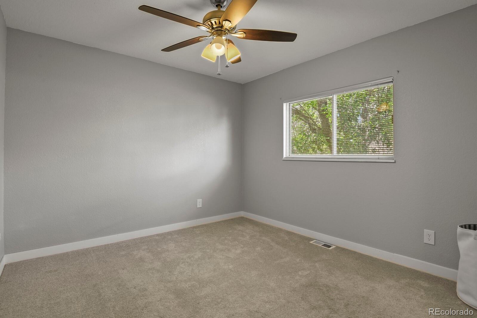 6055 S Netherland Circle