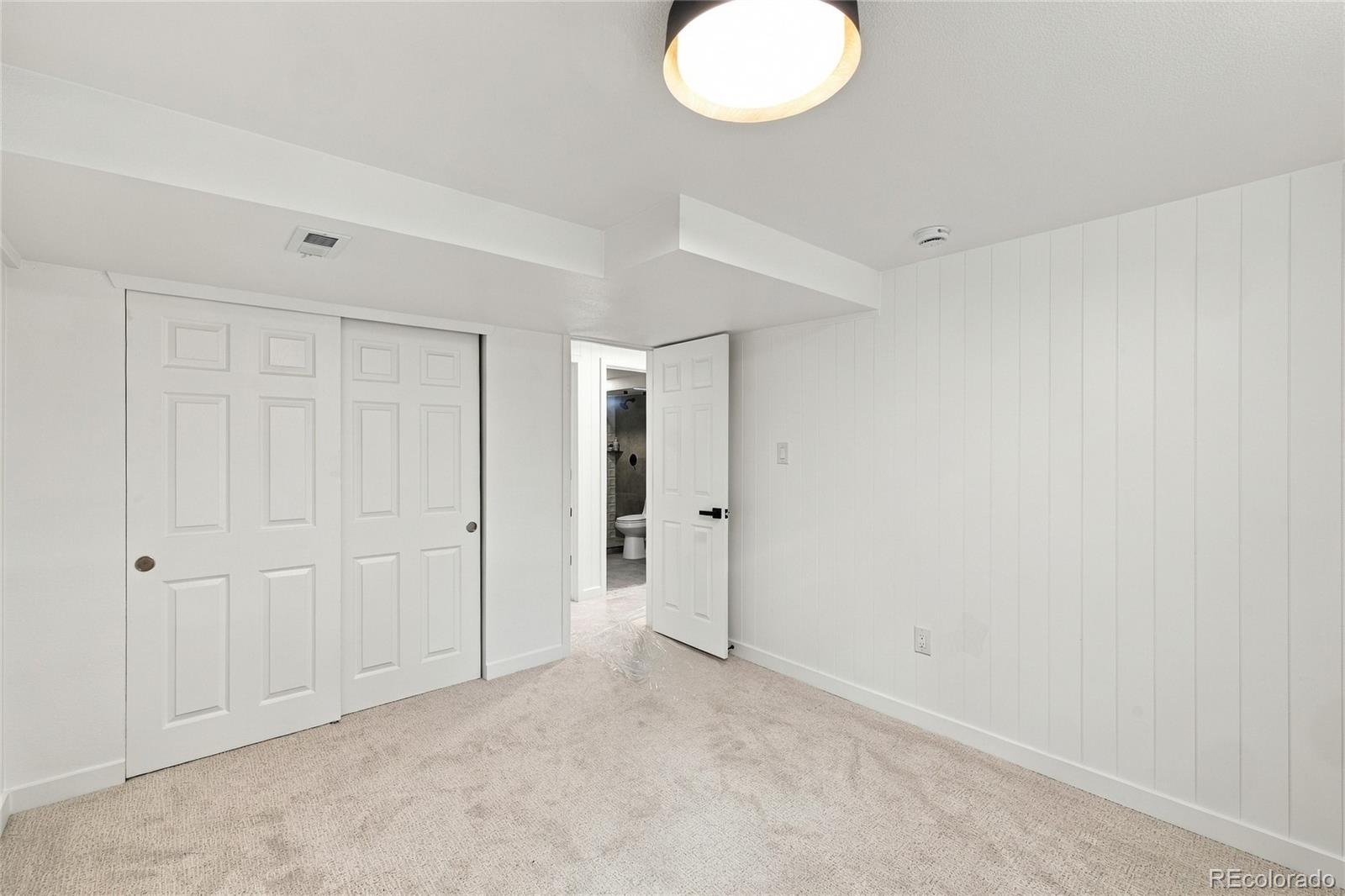 2647 S Linden Court