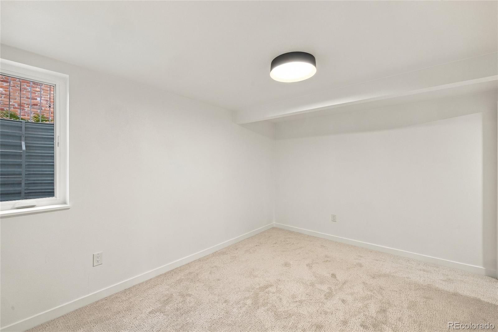 2647 S Linden Court