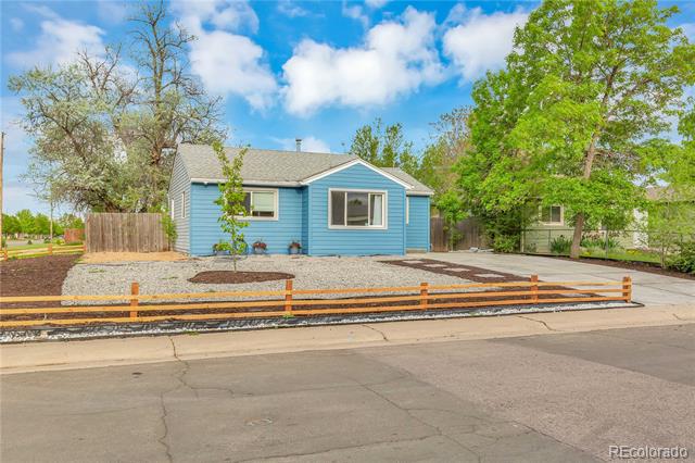1990 N Verbena Street