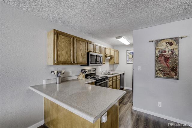 857 S Van Gordon Court Unit: I204