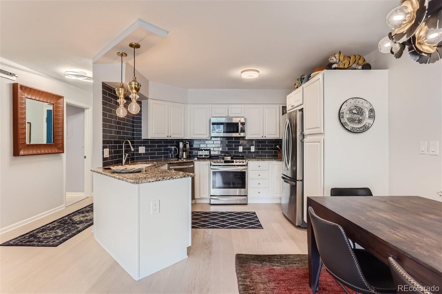 1625 Larimer Street Unit: 504
