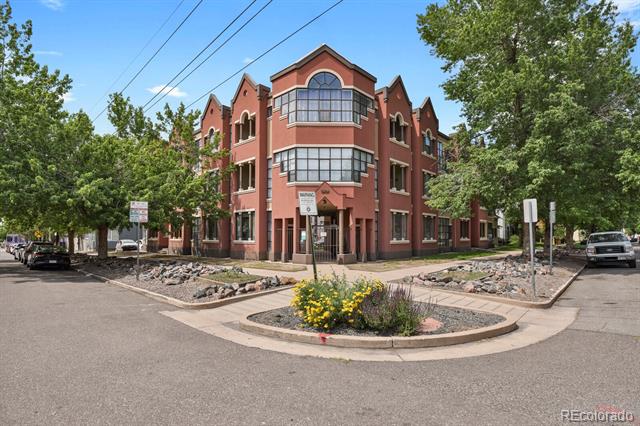 505 E 24TH Street Unit: 204