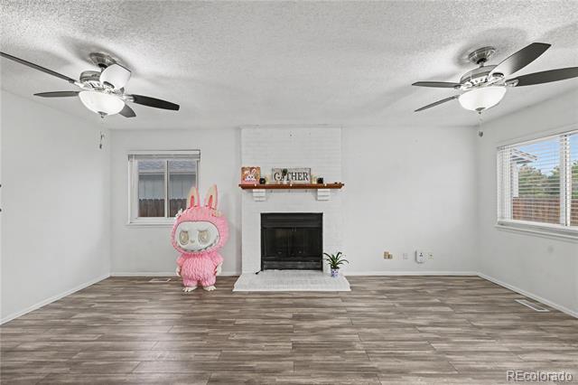 15804 E Purdue