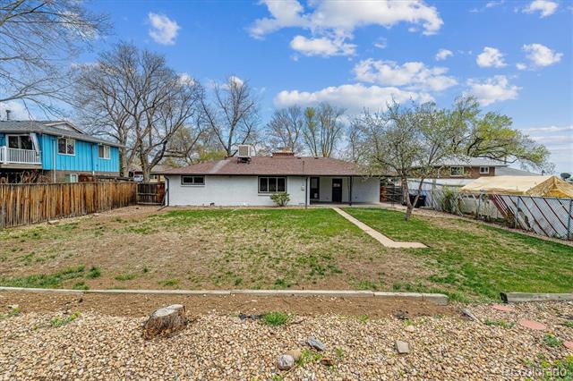 6913 Teller Court