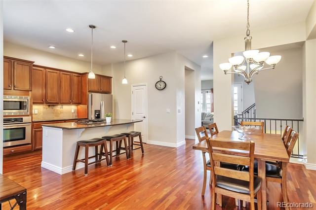 10152 Inverness Main Street