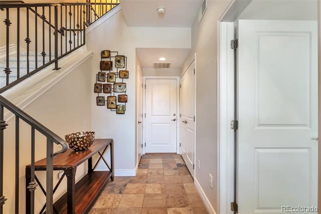 10152 Inverness Main Street